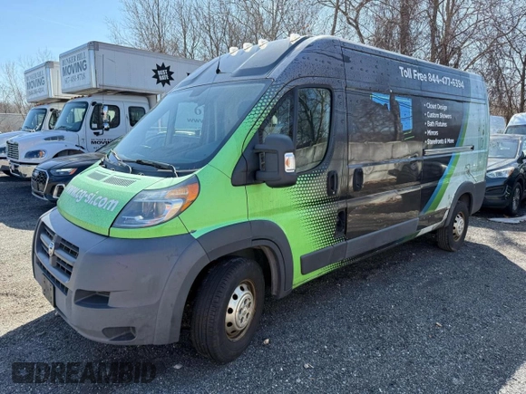 2014 Ram ProMaster Cargo with VIN 3C6URVHG4EE122713, listed as a Copart auction lot 53986395 with 304,967 mi miles and Clean Title. Bid and sale history available at carsss.com. Image 2.