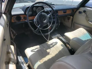 1973 Mercedes-Benz C z VIN 11407312001252, wystawiony jako Copart lot #64878085 z przebiegiem 75 146 mil mil oraz Czysty tytuł • Clean title. Historia ofert i sprzedaży dostępna na DreamBid. Obrazek 8.