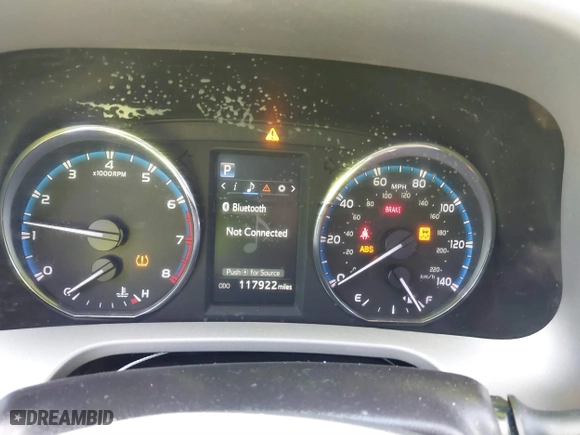 2016 Toyota RAV4 XLE with VIN 2T3WFREV9GW292772, listed as a IAAI auction lot 41727898 with 117,922 mi miles. Bid and sale history available at carsss.com. Image 7.