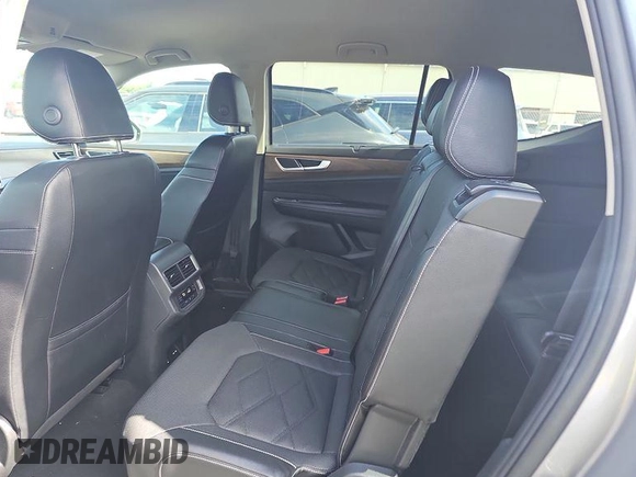 2024 Volkswagen Atlas SE z VIN 1V2HR2CA4RC558128, wystawiony jako IAAI lot #42852874 z przebiegiem 23 623 mil mil oraz . Historia ofert i sprzedaży dostępna na DreamBid. Obrazek 10.
