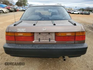 1991 Honda Accord z VIN 1HGCB7649MA181918, wystawiony jako Copart lot #44371355 z przebiegiem 93 114 mil mil oraz Szkoda całkowita • Salvage title. Historia ofert i sprzedaży dostępna na DreamBid. Obrazek 6.