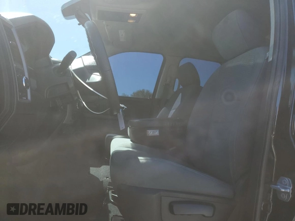 2019 Ram 1500 Classic Express with VIN 1C6RR6FT6KS585554, listed as a Copart auction lot 47987445 with 91,679 mi miles and Salvage Title. Bid and sale history available at carsss.com. Image 7.