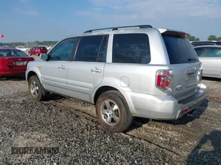 2008 Honda Pilot EX-L with VIN 5FNYF28528B027047, listed as a IAAI auction lot 42692510 with 251,260 mi miles and . Bid and sale history available at DreamBid. Image 3.