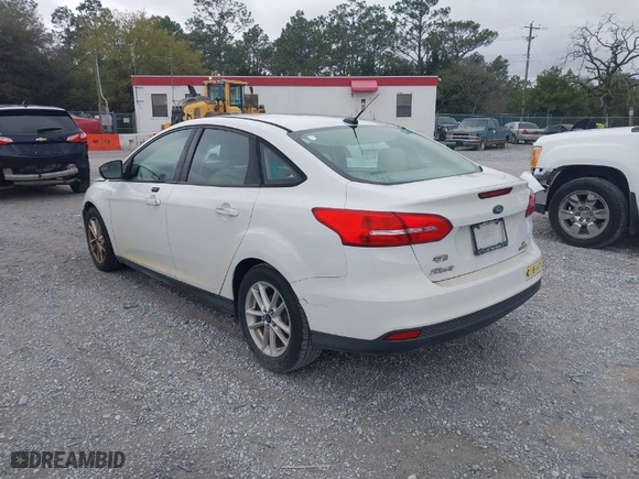 2015 Ford Focus SE with VIN 1FADP3F27FL227528, listed as a IAAI auction lot 41751324 with 94,968 mi miles. Bid and sale history available at carsss.com. Image 3.
