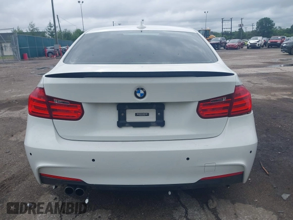 2015 BMW 3 Series 328i xDrive with VIN WBA3B3C55FF548059, listed as a IAAI auction lot 42532444 with 95,188 mi miles and . Bid and sale history available at DreamBid. Image 16.