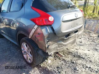2013 Nissan Juke S with VIN JN8AF5MR1DT216120, listed as a IAAI auction lot 42000079 with 191,191 mi miles. Bid and sale history available at carsss.com. Image 6.