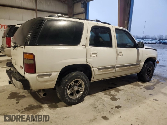 2000 GMC Yukon SLT with VIN 1GKEC13T9YJ159294, listed as a Copart auction lot 82626544 with 0 mi miles and Salvage Title. Bid and sale history available at carsss.com. Image 3.