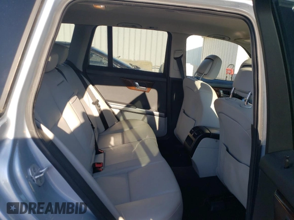 2015 Mercedes-Benz GLK 250 with VIN WDCGG0EB7FG378413, listed as a Copart auction lot 41513954 with 155,151 mi miles and . Bid and sale history available at DreamBid. Image 11.