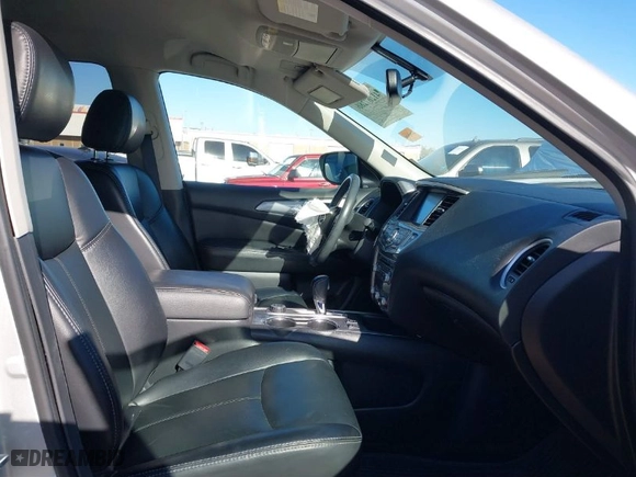 2018 Nissan Pathfinder SV with VIN 5N1DR2MM3JC611488, listed as a IAAI auction lot 41267286 with 43,863 mi miles. Bid and sale history available at carsss.com. Image 5.