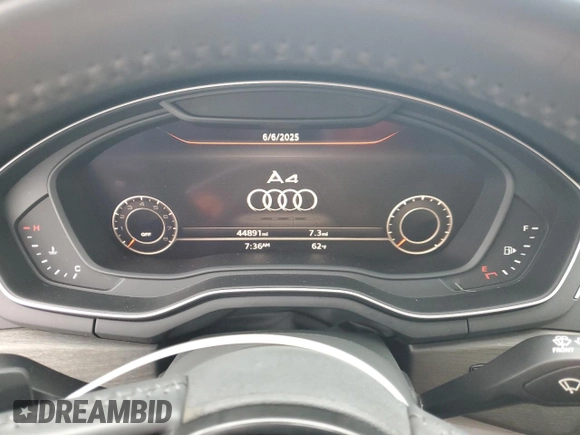 2019 Audi A4 Premium Plus z VIN WAUHMAF49KA010060, wystawiony jako Copart lot #59734185 z przebiegiem 44 891 mil mil oraz Szkoda całkowita • Salvage title. Historia ofert i sprzedaży dostępna na DreamBid. Obrazek 9.