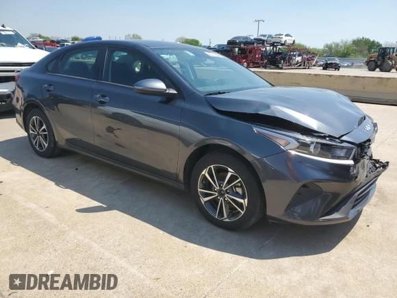 2024 Kia Forte LXS with VIN 3KPF24AD2RE784215, listed as a Copart auction lot 51865775 with 28,967 mi miles and Clean Title. Bid and sale history available at carsss.com. Image 4.