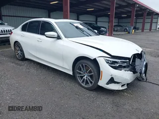 2020 BMW 3 Series 330i xDrive with VIN 3MW5R7J00L8B06071, listed as a IAAI auction lot 42197554 with 96,677 mi miles and . Bid and sale history available at DreamBid. Image 1.