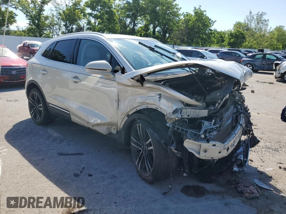 2018 Lincoln MKC Reserve with VIN 5LMTJ3DH2JUL15106, listed as a Copart auction lot 58616205 with 65,662 mi miles and Salvage title. Bid and sale history available at DreamBid. Image 4.