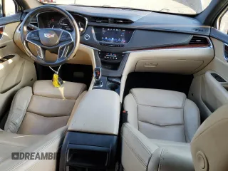 2017 Cadillac XT5 Luxury AWD z VIN 1GYKNDRS2HZ122057, wystawiony jako Copart lot #41686825 z przebiegiem 136 844 mil mil oraz Szkody całkowita. Historia ofert i sprzedaży dostępna na DreamBid. Obrazek 8.