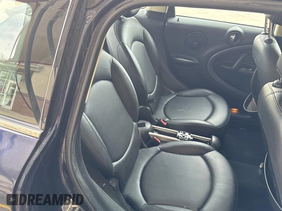 2011 MINI Countryman S z VIN WMWZC3C53BWL79029, wystawiony jako Copart lot #45524445 z przebiegiem 128 744 mil mil oraz Czysty tytuł • Clean title. Historia ofert i sprzedaży dostępna na DreamBid. Obrazek 6.