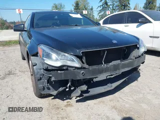 2014 Mercedes-Benz E 350 с VIN WDDKJ5KB8EF247908, выставлен на аукционе IAAI как лот 41916727 с пробегом 179 762 миль миль и . История ставок и продаж доступна на DreamBid. Изображение 6.