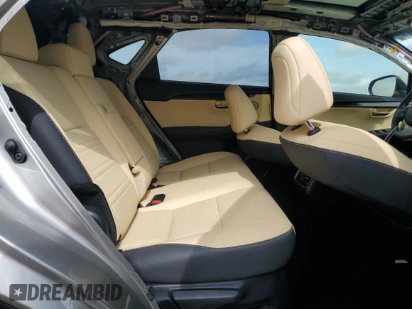 2019 Lexus NX 300 z VIN JTJBARBZ8K2190723, wystawiony jako Copart lot #60831895 z przebiegiem 28 268 mil mil oraz Szkoda całkowita • Salvage title. Historia ofert i sprzedaży dostępna na DreamBid. Obrazek 11.