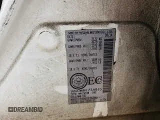 2015 Nissan Rogue SL z VIN 5N1AT2MV9FC754935, wystawiony jako Copart lot #59198955 z przebiegiem 180 001 mil mil oraz Szkoda całkowita • Salvage title. Historia ofert i sprzedaży dostępna na DreamBid. Obrazek 14.
