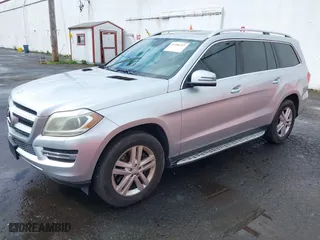 2013 Mercedes-Benz GL-Class GL 450 with VIN 4JGDF7CE0DA163601, listed as a IAAI auction lot 41956747 with 177,698 mi miles. Bid and sale history available at carsss.com. Image 17.