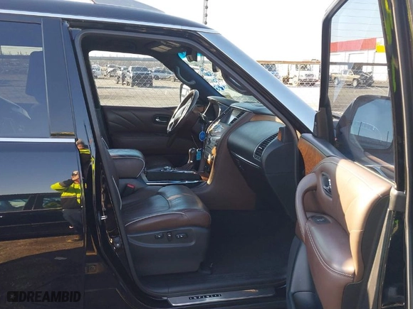 2015 Infiniti QX80 with VIN JN8AZ2NE4F9084990, listed as a IAAI auction lot 41410274 with 156,367 mi miles. Bid and sale history available at carsss.com. Image 5.