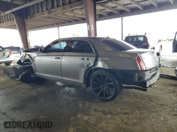 2014 Chrysler 300 with VIN 2C3CCAET6EH118283, listed as a Copart auction lot 86757084 with 113,641 mi miles and Salvage Title. Bid and sale history available at carsss.com. Image 2.