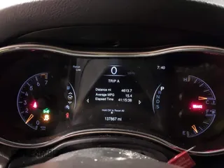 2015 Jeep Grand Cherokee Limited with VIN 1C4RJFBG5FC941811, listed as a IAAI auction lot 41003336 with 137,867 mi miles. Bid and sale history available at carsss.com. Image 7.