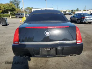 2006 Cadillac DTS Professional z VIN 1GEEH96Y26U550387, wystawiony jako Copart lot #47643785 z przebiegiem 225 562 mil mil oraz Tytuł czysty. Historia ofert i sprzedaży dostępna na DreamBid. Obrazek 6.