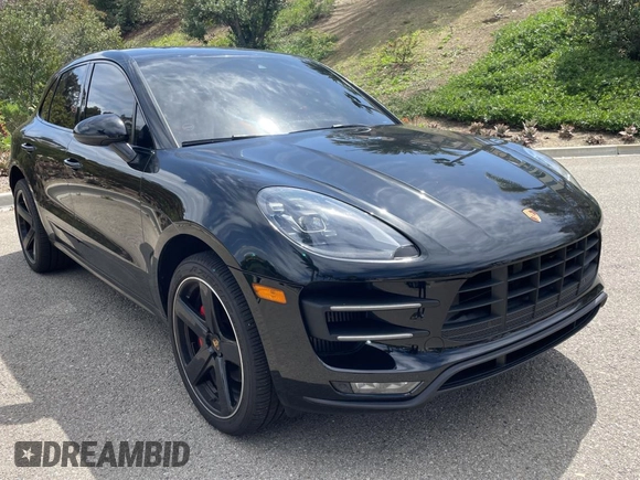 2018 Porsche Macan Turbo z VIN WP1AF2A52JLB70657, wystawiony jako Copart lot #51688145 z przebiegiem 47 299 mil mil oraz Szkoda całkowita • Salvage title. Historia ofert i sprzedaży dostępna na DreamBid. Obrazek 1.