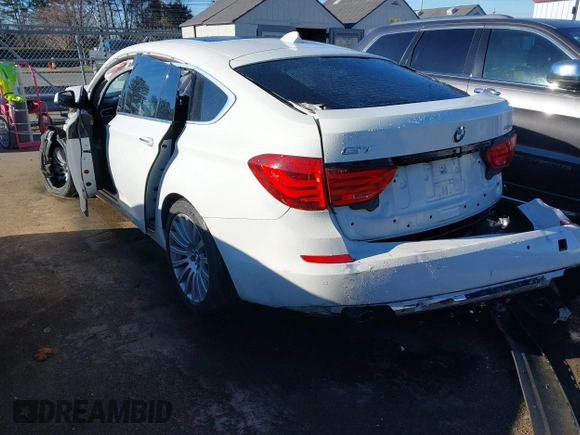2013 BMW 5 Series GT 535i xDrive with VIN WBASP2C55DC339183, listed as a IAAI auction lot 41359533 with 144,020 mi miles. Bid and sale history available at carsss.com. Image 3.