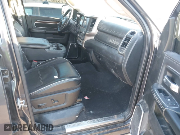 2022 Ram 2500 Laramie with VIN 3C6UR5FL5NG203501, listed as a IAAI auction lot 41763767 with 75,715 mi miles and . Bid and sale history available at DreamBid. Image 5.