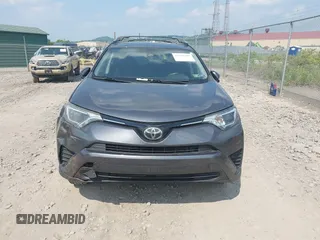 2017 Toyota RAV4 LE с VIN JTMBFREV2HJ701869, выставлен на аукционе IAAI как лот 42422409 с пробегом 98 769 миль миль и . История ставок и продаж доступна на DreamBid. Изображение 12.