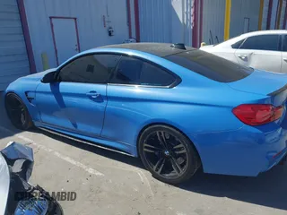 2015 BMW M4 z VIN WBS3R9C51FK334607, wystawiony jako IAAI lot #42217799 z przebiegiem 152 772 mil mil oraz . Historia ofert i sprzedaży dostępna na DreamBid. Obrazek 14.