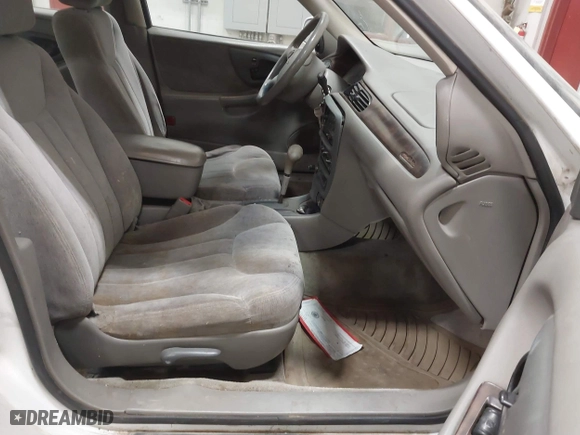 1999 Chevrolet Malibu LS with VIN 1G1NE52M3XY115488, listed as a IAAI auction lot 41458749 with 1 mi miles. Bid and sale history available at carsss.com. Image 5.