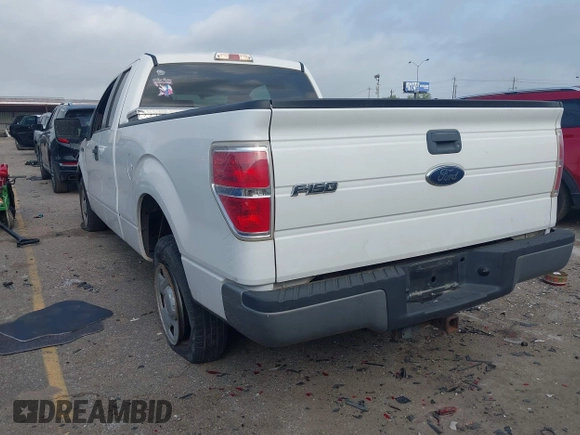 2009 Ford F-150 STX with VIN 1FTRX12W59KA47374, listed as a IAAI auction lot 41944557 with 194,066 mi miles and . Bid and sale history available at DreamBid. Image 3.