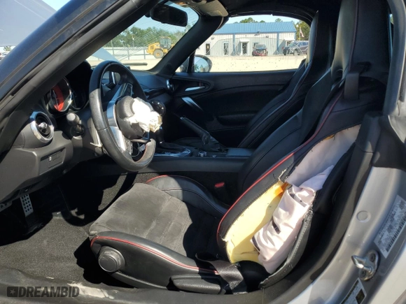 2020 FIAT 124 Spider Abarth with VIN JC1NFAEK8L0145065, listed as a Copart auction lot 75709504 with 33,031 mi miles and Non Repairable. Bid and sale history available at carsss.com. Image 7.