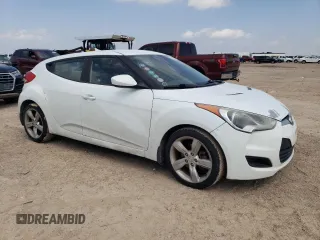 2013 Hyundai Veloster w/Black Int z VIN KMHTC6AD3DU085015, wystawiony jako Copart lot #54473595 z przebiegiem 158 966 mil mil oraz Szkoda całkowita • Salvage title. Historia ofert i sprzedaży dostępna na DreamBid. Obrazek 4.
