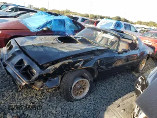 1980 Pontiac Firebird z VIN 2W87WAL15057, wystawiony jako Copart lot #73416334 z przebiegiem 99 485 mil mil oraz Nie do naprawy. Historia ofert i sprzedaży dostępna na DreamBid. Obrazek 1.