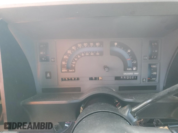 1989 Chevrolet Blazer z VIN 1GNCS18Z8K8149381, wystawiony jako Copart lot #41138414 z przebiegiem 61 828 mil mil oraz Szkoda całkowita • Salvage title. Historia ofert i sprzedaży dostępna na DreamBid. Obrazek 9.