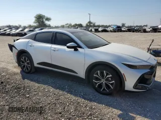 2023 Toyota Crown XLE with VIN JTDAAAAF0P3013785, listed as a Copart auction lot 74424044 with 10,286 mi miles and Salvage Title. Bid and sale history available at carsss.com. Image 4.