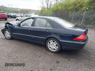2006 Mercedes-Benz S-Class 3.7L with VIN WDBNF67J36A484169, listed as a IAAI auction lot 42021582 with 138,406 mi miles. Bid and sale history available at carsss.com. Image 3.