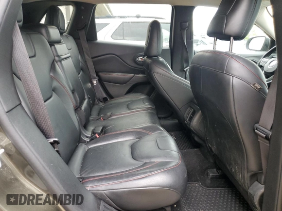 2015 Jeep Cherokee Trailhawk z VIN 1C4PJMBSXFW588030, wystawiony jako Copart lot #55057635 z przebiegiem 116 209 mil mil oraz Szkoda całkowita • Salvage title. Historia ofert i sprzedaży dostępna na DreamBid. Obrazek 10.