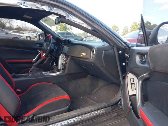 2019 Toyota 86 GT with VIN JF1ZNAE13K9701443, listed as a IAAI auction lot 41505696 with 67,876 mi miles. Bid and sale history available at carsss.com. Image 5.