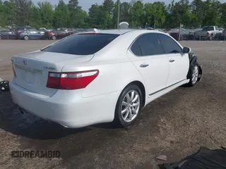 2009 Lexus LS 460 z VIN JTHBL46F195087473, wystawiony jako IAAI lot #42107317 z przebiegiem 183 264 mil mil oraz . Historia ofert i sprzedaży dostępna na DreamBid. Obrazek 4.
