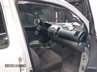 2010 Toyota Tacoma with VIN 5TEMU4FN1AZ738584, listed as a IAAI auction lot 42288815 with 184,679 mi miles and . Bid and sale history available at DreamBid. Image 5.