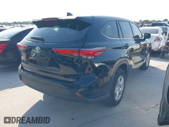 2021 Toyota Highlander L with VIN 5TDZZRAH5MS525595, listed as a IAAI auction lot 42050564 with 32,542 mi miles and . Bid and sale history available at DreamBid. Image 4.
