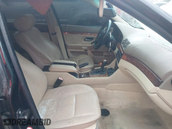 2002 BMW 5 Series 525iA with VIN WBADT43432GY95893, listed as a IAAI auction lot 42002537 with 140,026 mi miles. Bid and sale history available at carsss.com. Image 5.