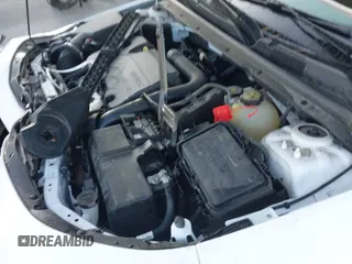 2022 Chevrolet Malibu RS z VIN 1G1ZG5ST0NF182304, wystawiony jako IAAI lot #43239811 z przebiegiem 38 934 mil mil oraz . Historia ofert i sprzedaży dostępna na DreamBid. Obrazek 19.