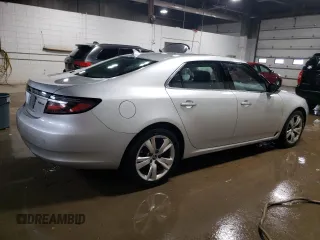2011 Saab 9-5 Turbo4 z VIN YS3GN4AR5B4007387, wystawiony jako Copart lot #57578455 z przebiegiem 278 323 mil mil oraz Tytuł czysty. Historia ofert i sprzedaży dostępna na DreamBid. Obrazek 3.