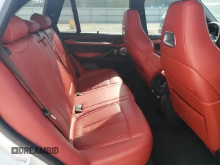 2016 BMW X5 M z VIN 5YMKT6C52G0R79404, wystawiony jako Copart lot #54587105 z przebiegiem 89 465 mil mil oraz Szkoda całkowita • Salvage title. Historia ofert i sprzedaży dostępna na DreamBid. Obrazek 11.