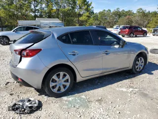 2015 Mazda 3 i Sport with VIN JM1BM1K72F1224693, listed as a Copart auction lot 88348285 with 72,271 mi miles and Clean Title. Bid and sale history available at DreamBid. Image 3.